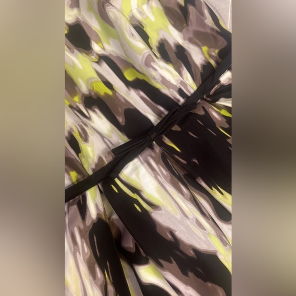 Taylor Green and Black Abstract Mini Dress - Picture 7 of 11